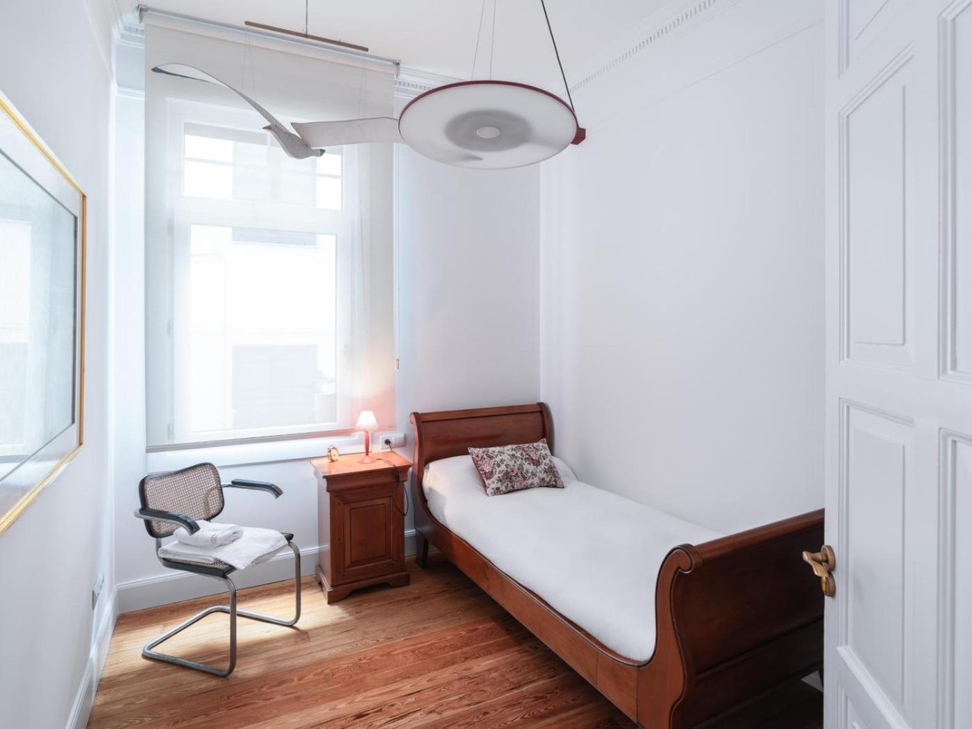 Housingleon Gaudi Suites Экстерьер фото