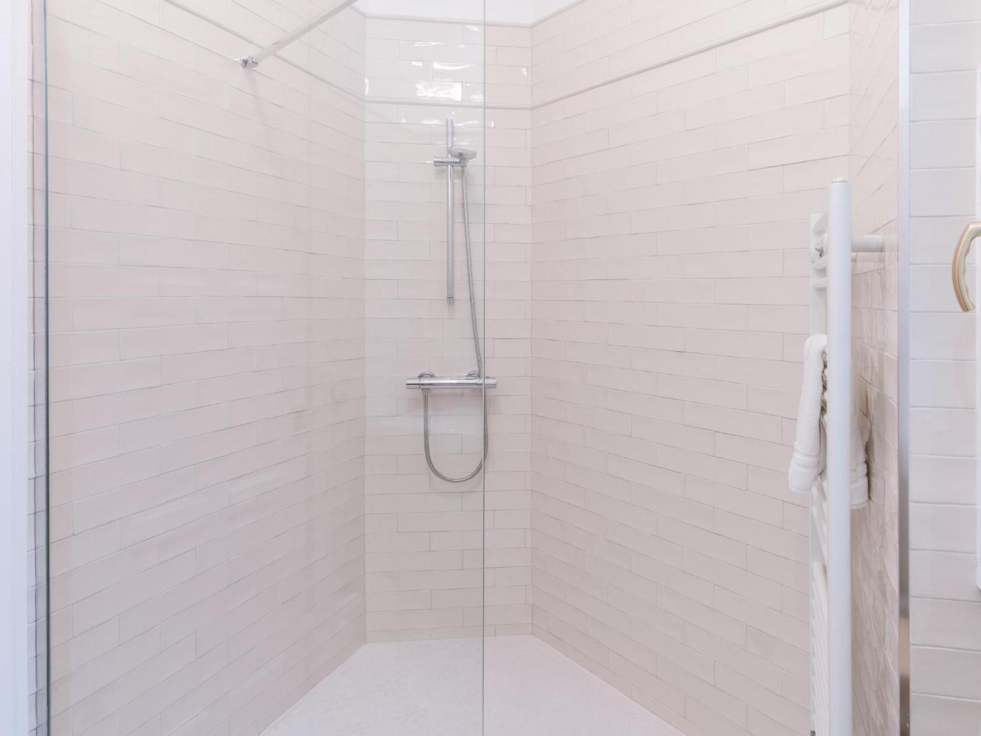 Housingleon Gaudi Suites Экстерьер фото